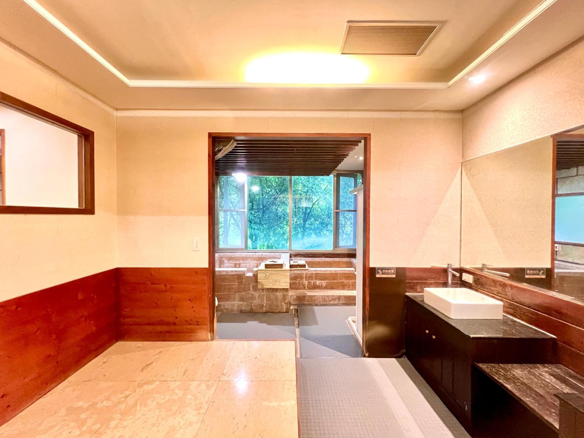 Wulai Sunglyu Hot Spring Resort Exterior photo