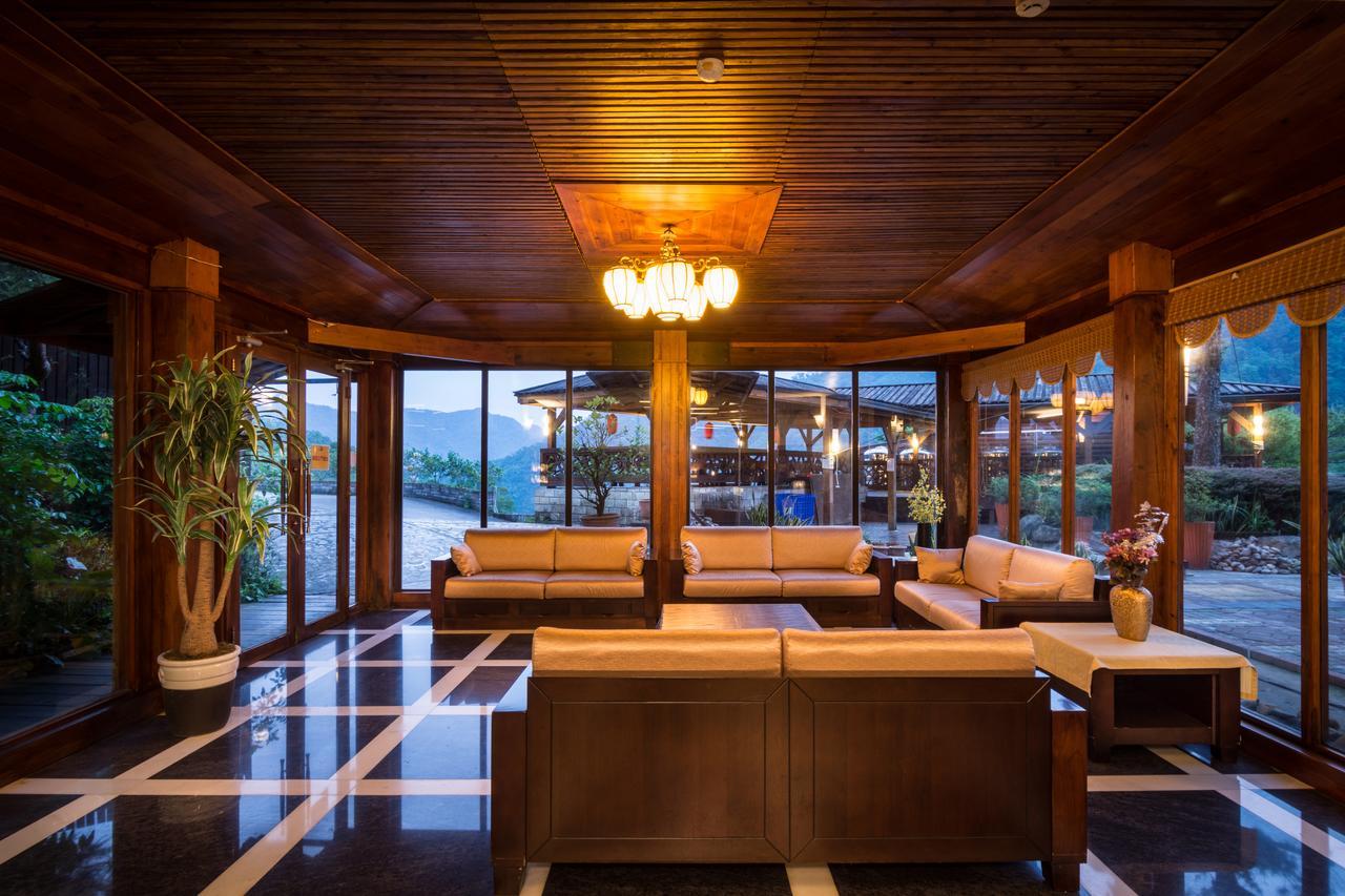 Wulai Sunglyu Hot Spring Resort Exterior photo
