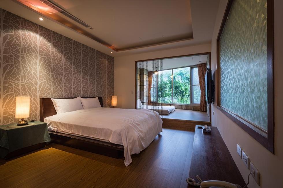 Wulai Sunglyu Hot Spring Resort Exterior photo